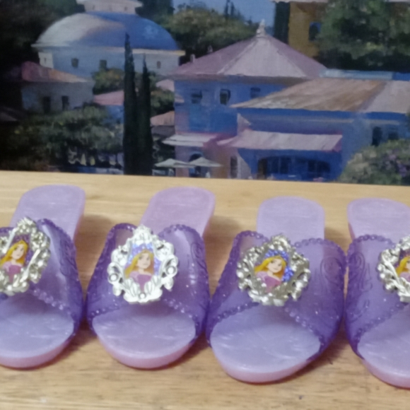👸 2 Pair Disney Princess Rapunzel Sandals 👸 🆕Costume👗Tangled Dress Up Shoes. - Picture 2 of 11